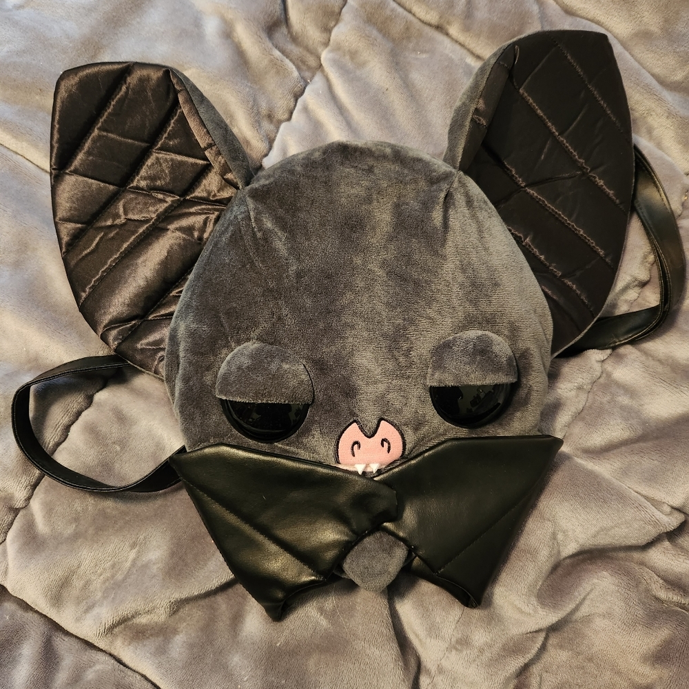 NWT Awesome Stuffed bat backpack